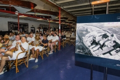 RTrophy22_0865_BluePassion